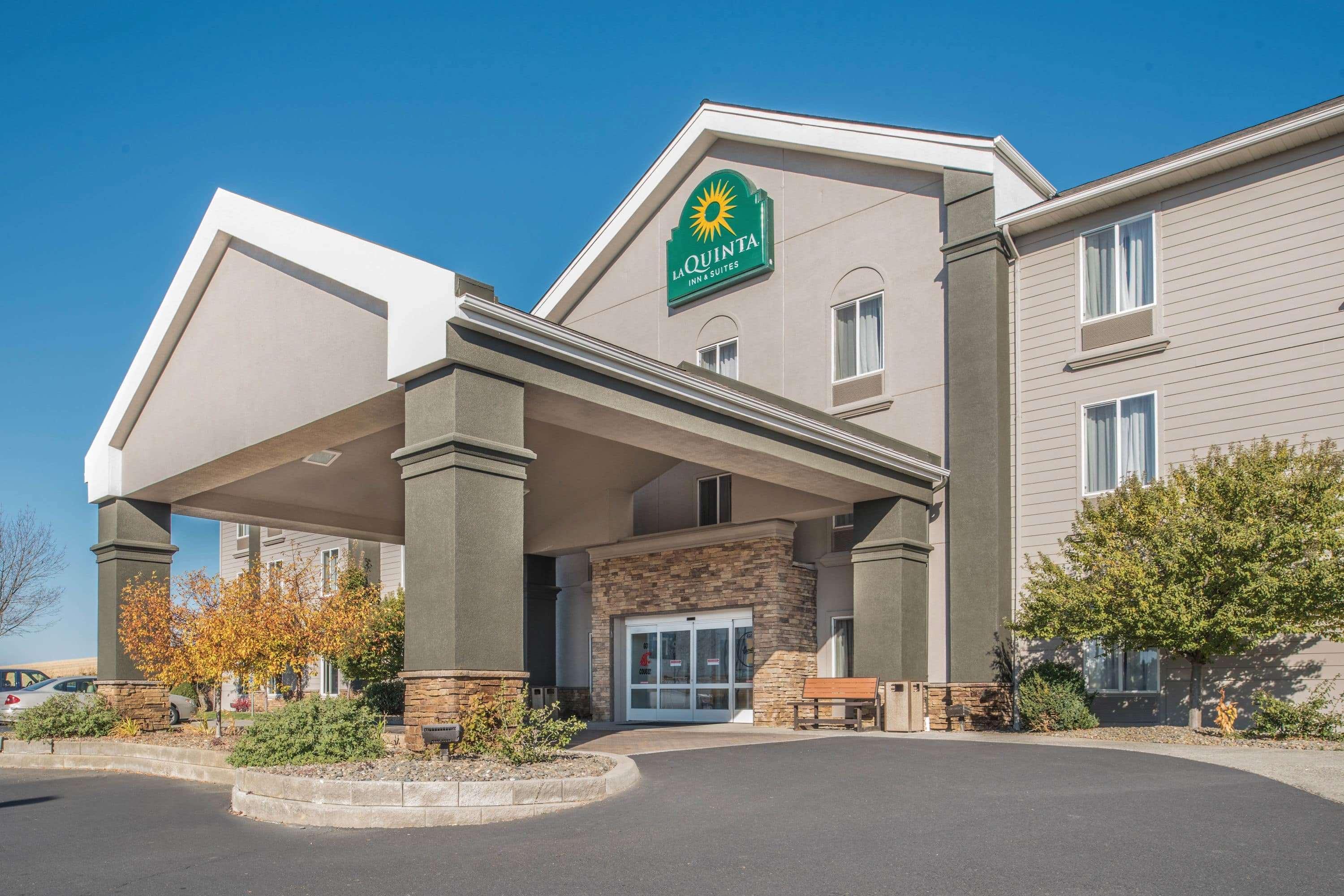 Hotel La Quinta By Wyndham Moscow Pullman Esterno foto